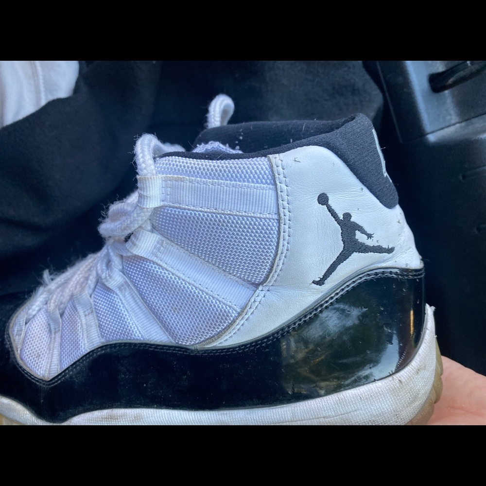 Nike air Jordan retro 11 concord 45
